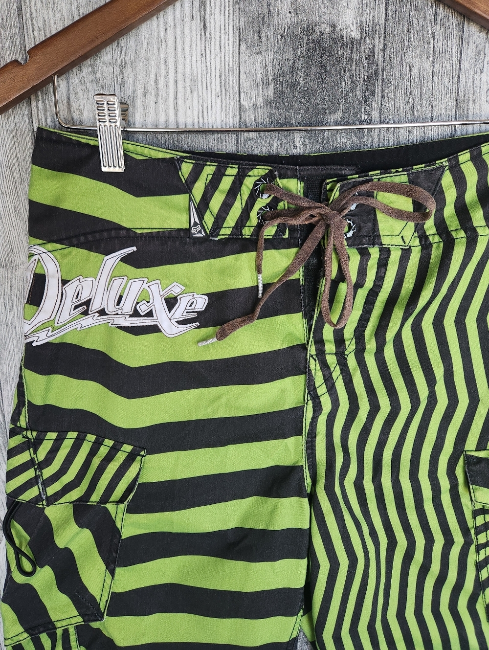 Fox Racing Board Shorts Summer Green Black Size 30 - Picture 2 of 7